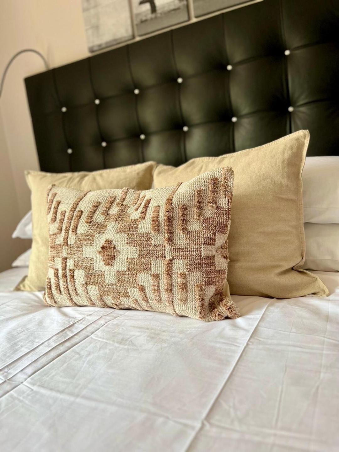 Stylish 2 Bedroom House Wembley Ferienhaus *